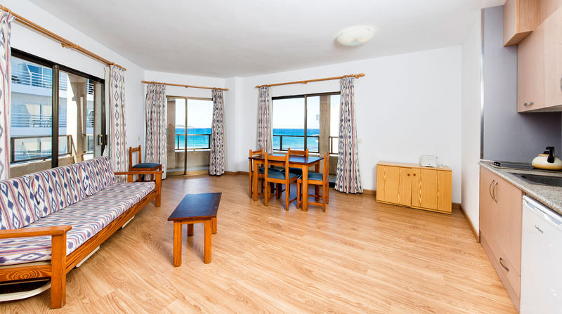 Arcos Playa Apartments S'Illot  Esterno foto